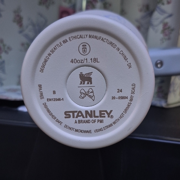 Stanley LoveShackFancy 40oz Tumbler with Blue and Purple Floral Accents - Picture 5 of 7